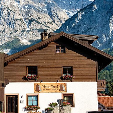 Hotel Haus Tirol Ehrwald Exterior foto