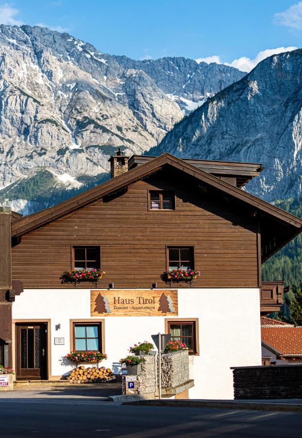 Hotel Haus Tirol Ehrwald Exterior foto