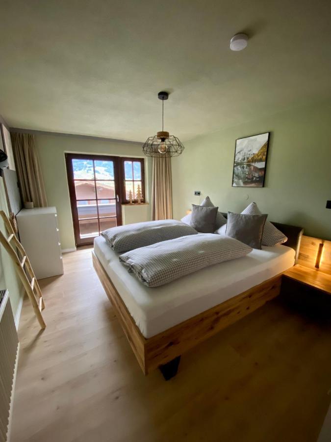Hotel Haus Tirol Ehrwald Exterior foto