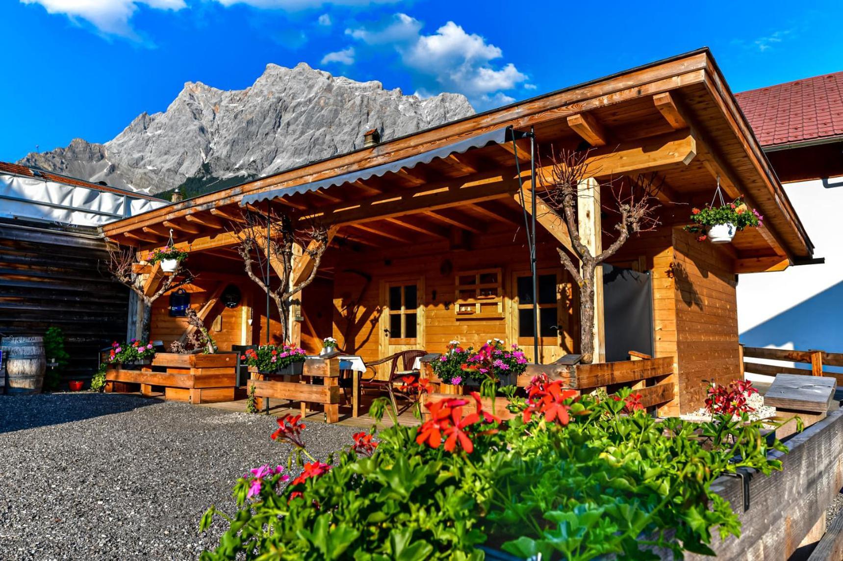 Hotel Haus Tirol Ehrwald Exterior foto